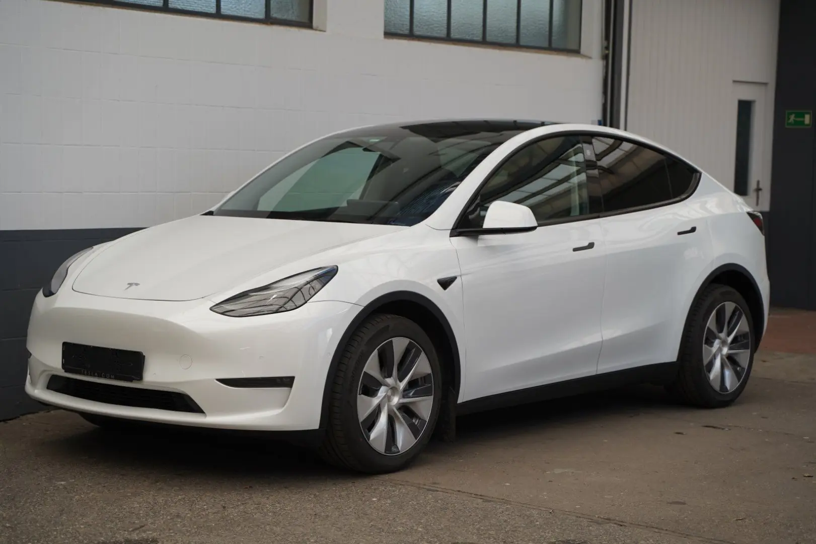 Model Y Long Range AWD *Mwst. ausweisbar*Matrix-