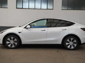 Model Y Long Range AWD *Mwst. ausweisbar*Matrix-