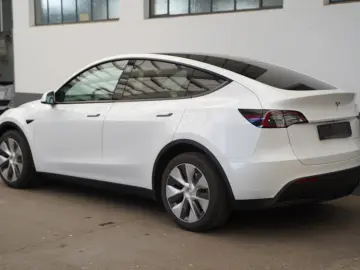 Model Y Long Range AWD *Mwst. ausweisbar*Matrix-