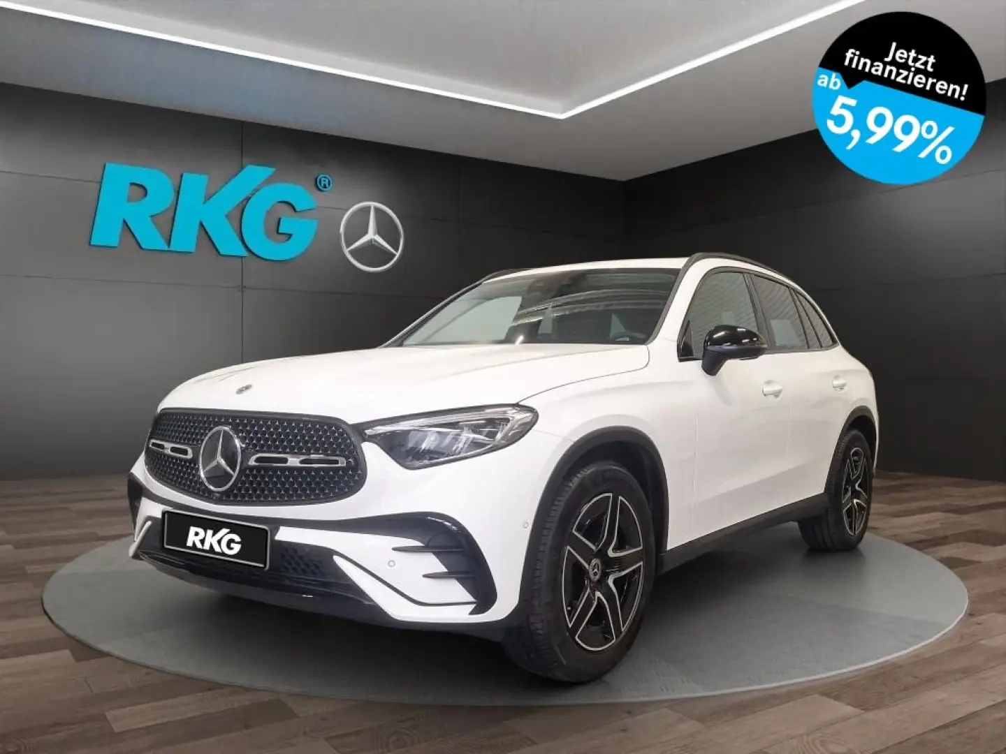 GLC 200 4M AMG LED DISTRONIC NAVI KEYLESS 360°