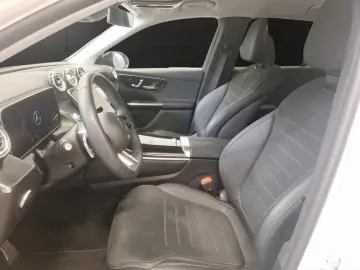 GLC 200 4M AMG LED DISTRONIC NAVI KEYLESS 360°