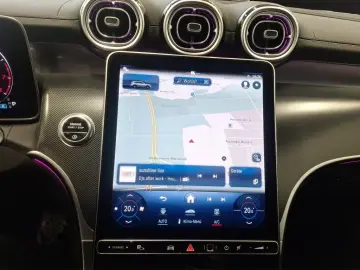 GLC 200 4M AMG LED DISTRONIC NAVI KEYLESS 360°