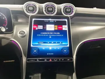 GLC 200 4M AMG LED DISTRONIC NAVI KEYLESS 360°