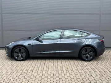 Model 3 Long Range Dual Motor AWD