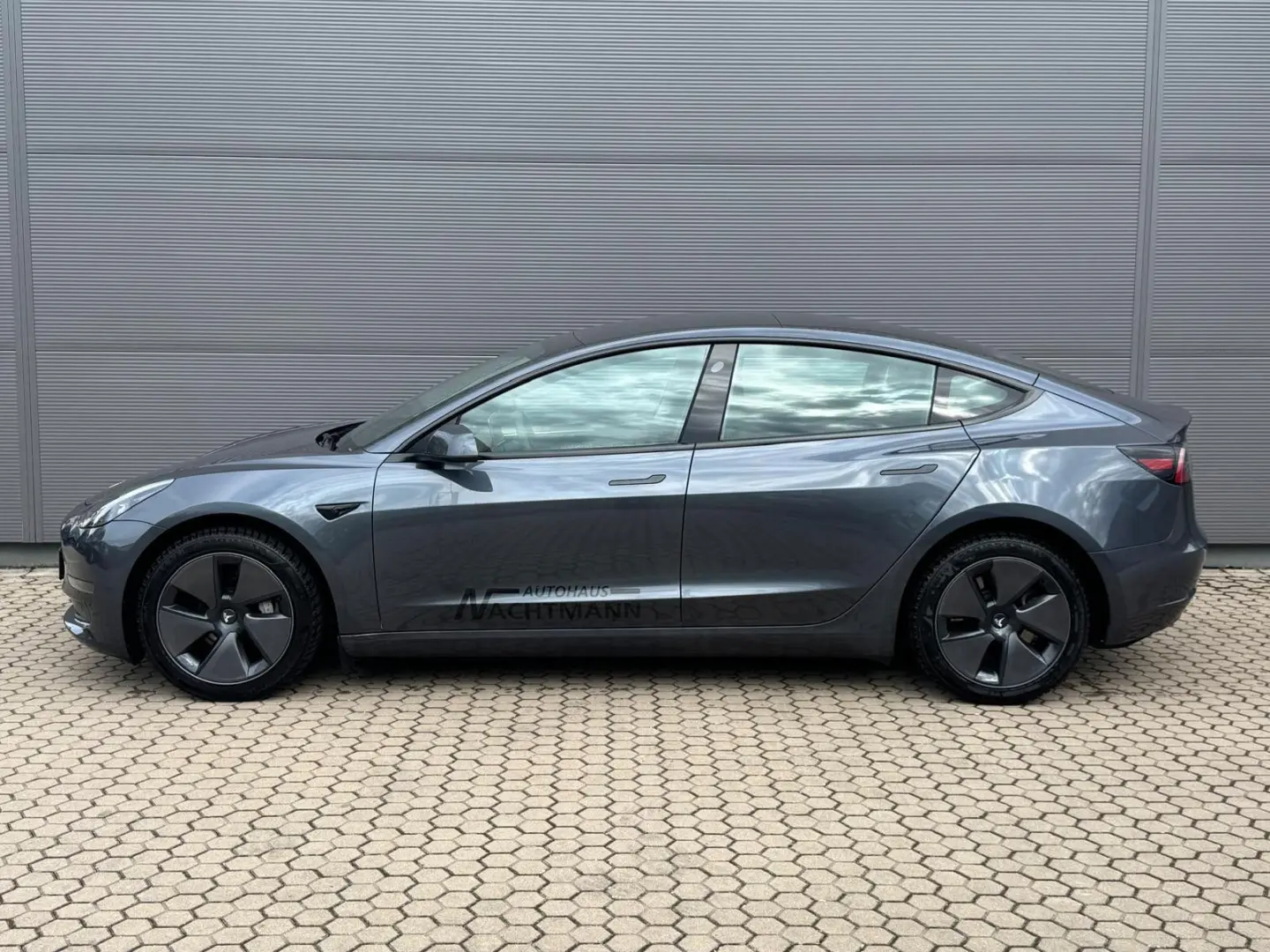 Model 3 Long Range Dual Motor AWD