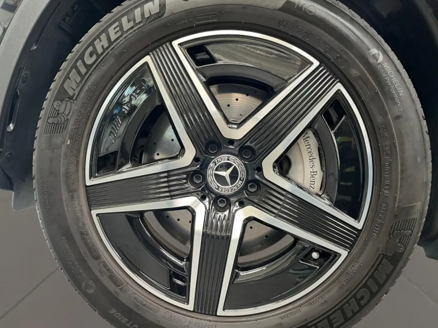 GLC 200 4matic AMG +MBUX+SpurW+W-Paket+PDC+LED