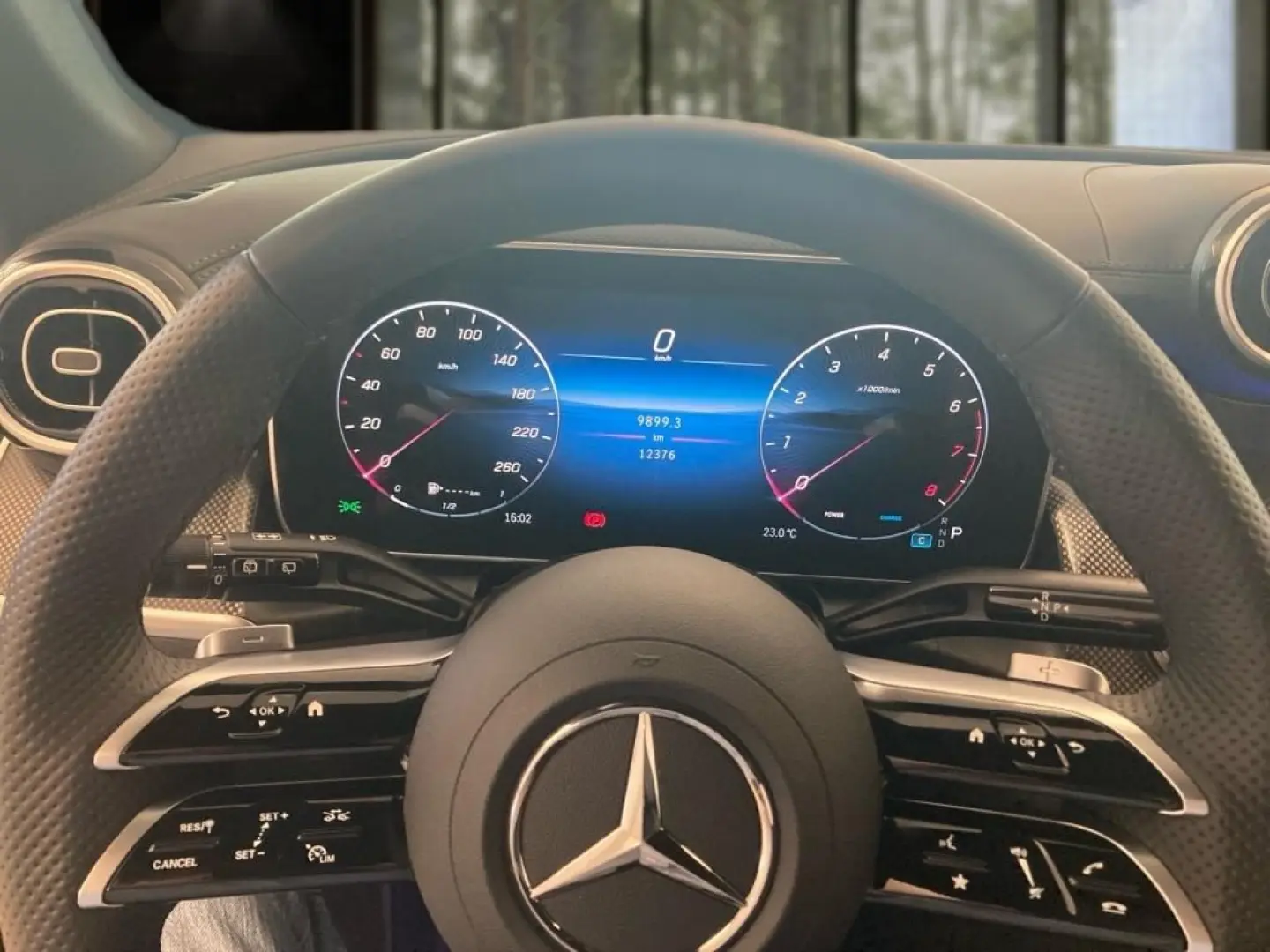 GLC 200 4M AMG-Line+Night+AHK+DISTRONIC+MBUX+LED