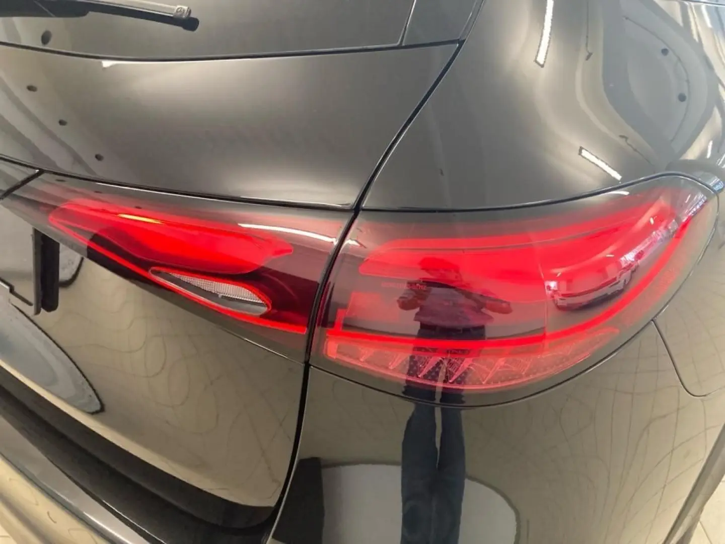 GLC 200 4M AMG-Line+Night+AHK+DISTRONIC+MBUX+LED
