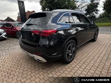 GLC 200 4M AMG AHK Panorama MBUX Ambiente CamLED