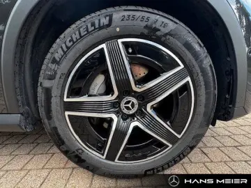 GLC 200 4M AMG AHK Panorama MBUX Ambiente CamLED