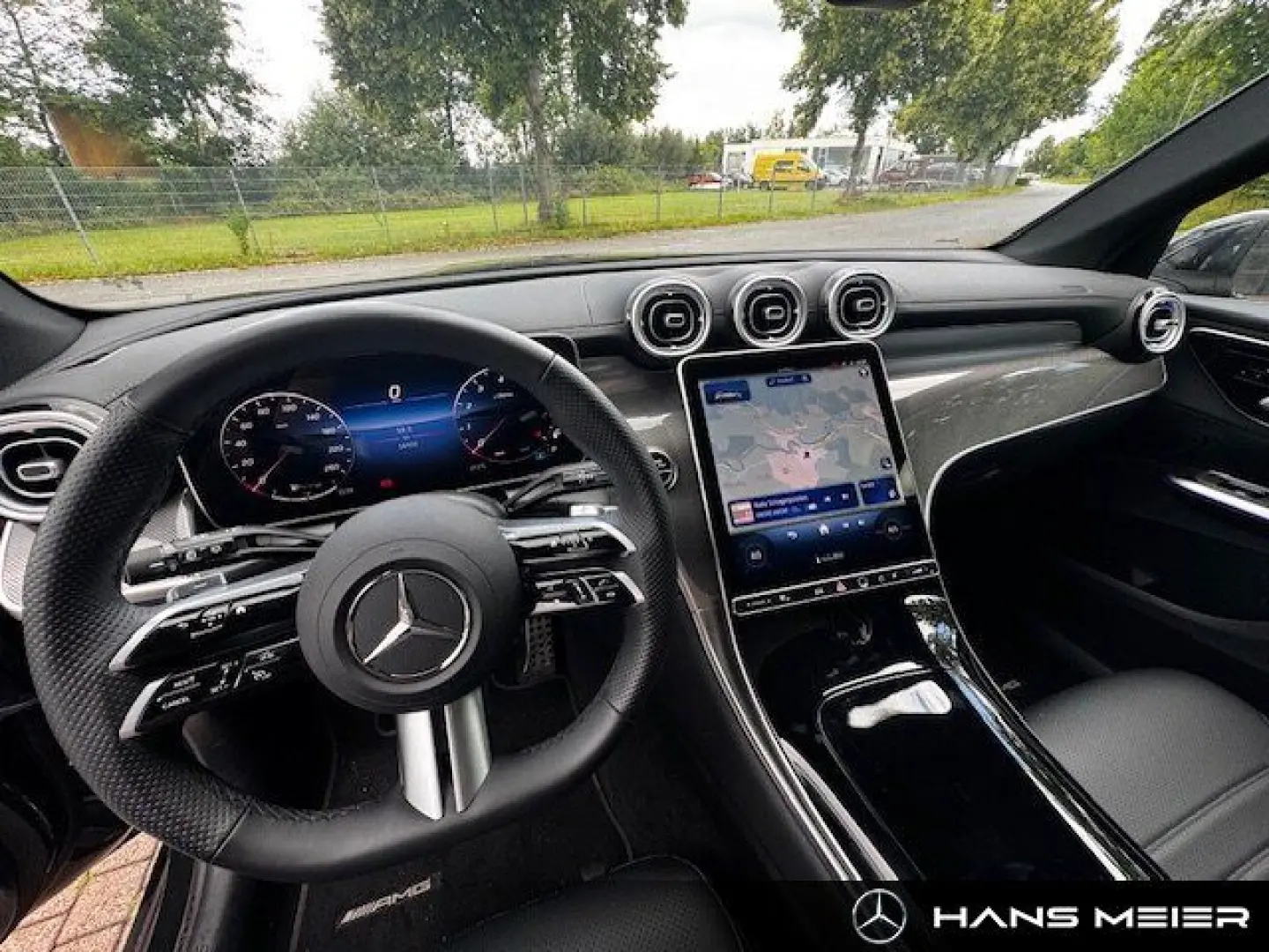 GLC 200 4M AMG AHK Panorama MBUX Ambiente CamLED