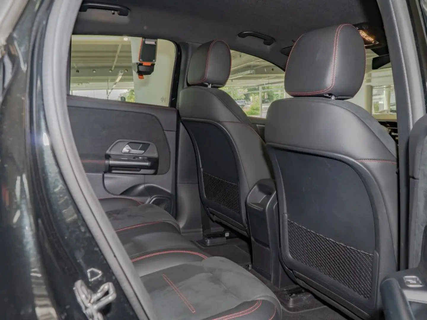 EQA 300 4M AMG/CAM/EASY-PACK/Shz/MBUX-AR Nav/18'