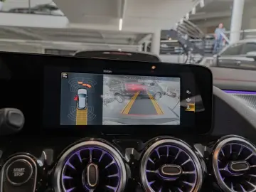 EQA 300 4M AMG/CAM/EASY-PACK/Shz/MBUX-AR Nav/18'
