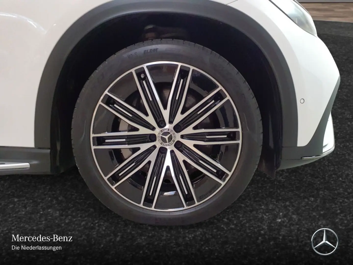 EQE 350 4M SUV AMG PREM/AKUSTIK/PANO/AHK/NIGHT