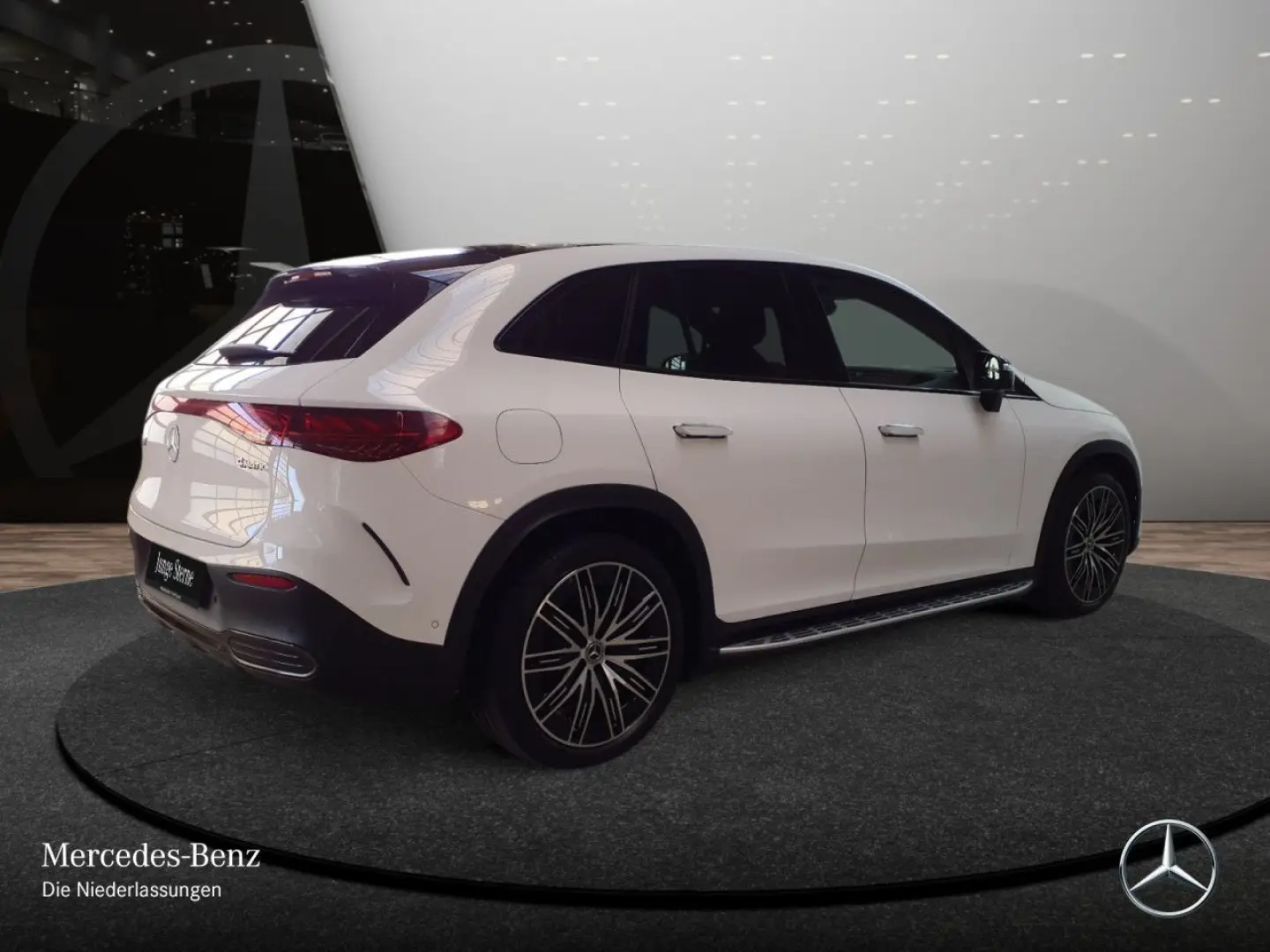 EQE 350 4M SUV AMG PREM/AKUSTIK/PANO/AHK/NIGHT