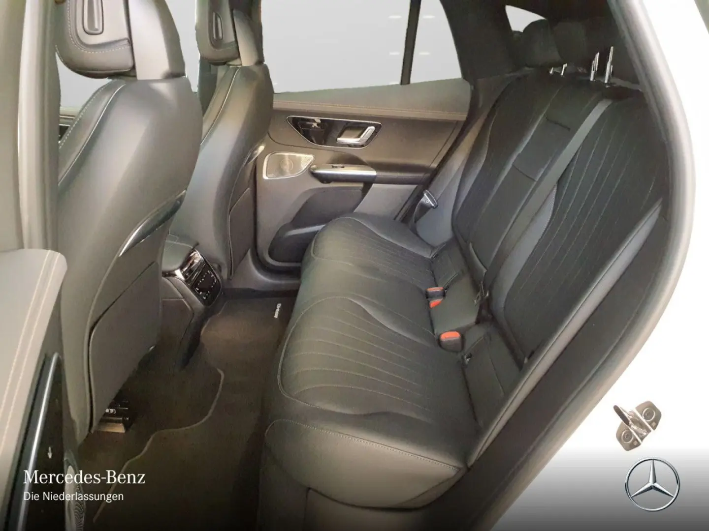 EQE 350 4M SUV AMG PREM/AKUSTIK/PANO/AHK/NIGHT