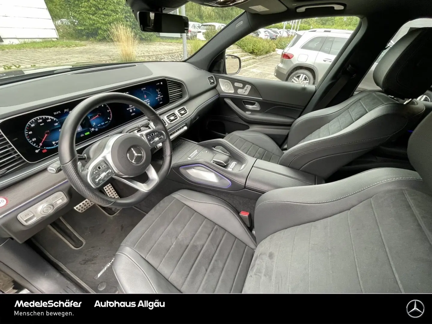 GLE 300 d 4M AMG Night Airmatic Pano AHK Memory