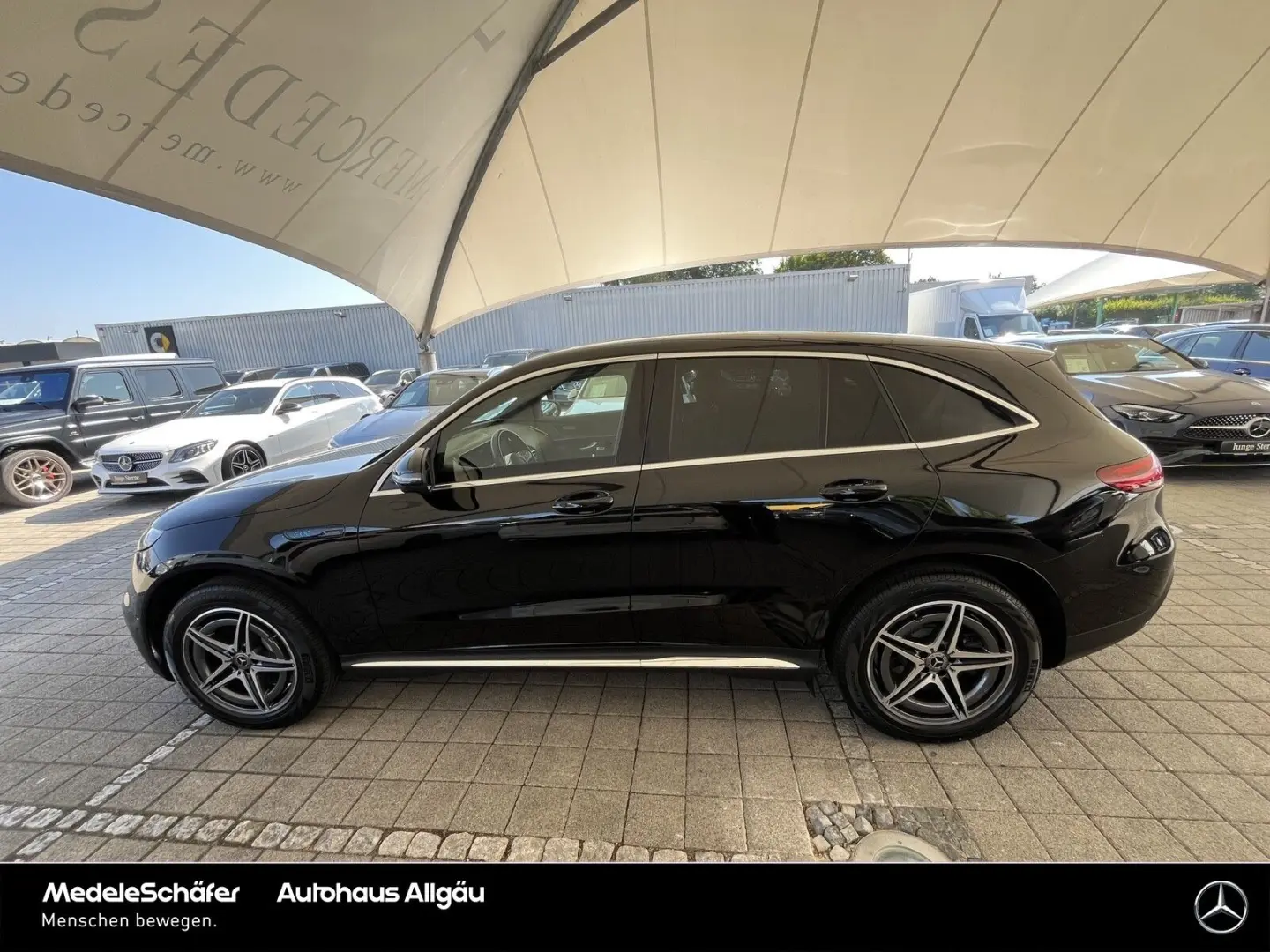 EQC 400 4M AMG Distronic SHD AHK 360° Soundsyste