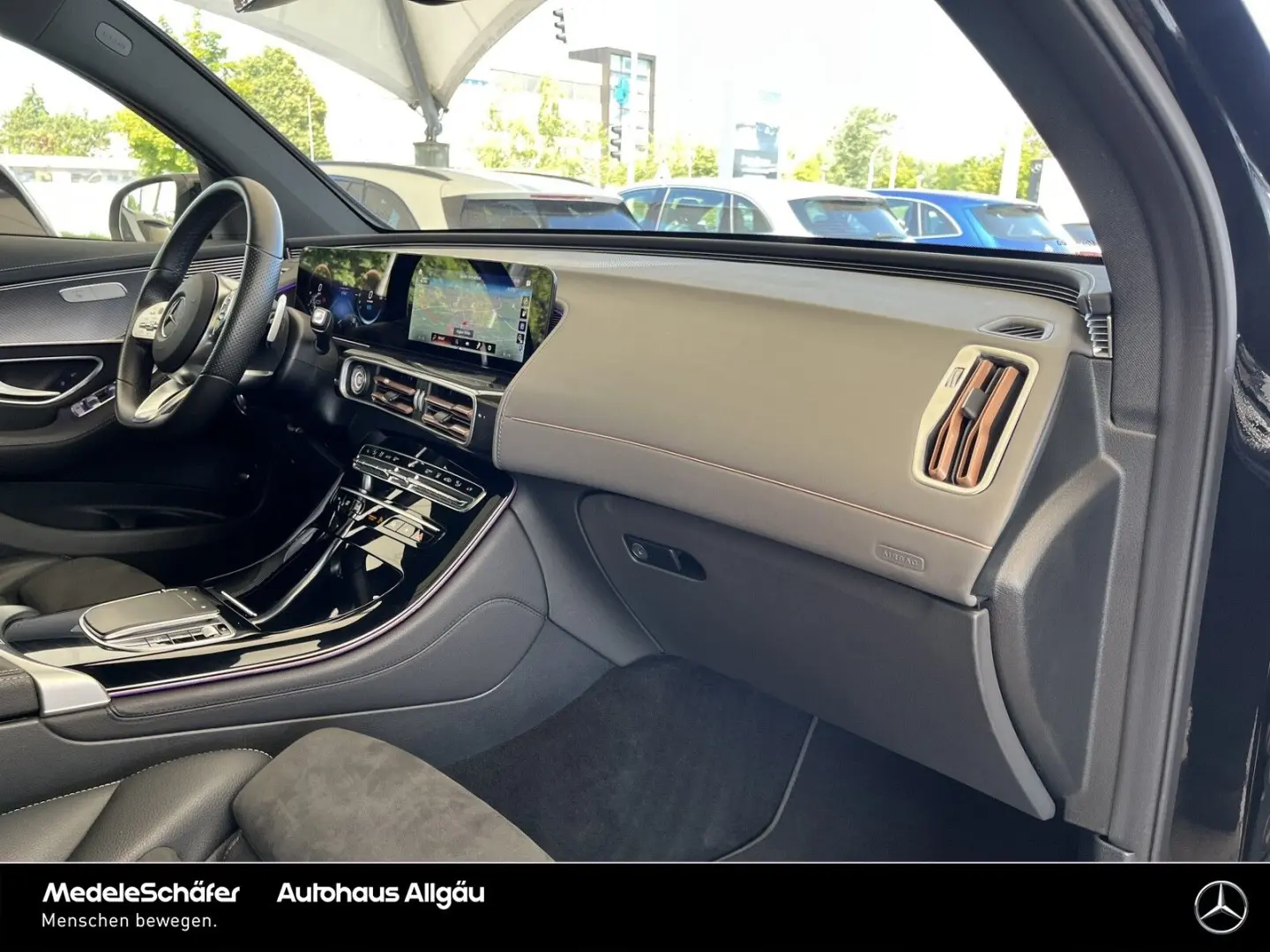 EQC 400 4M AMG Distronic SHD AHK 360° Soundsyste