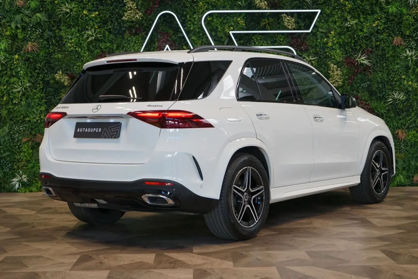 GLE 300d 4M*AMG*VZDUCH*BURM*360*68.843€ NETTO