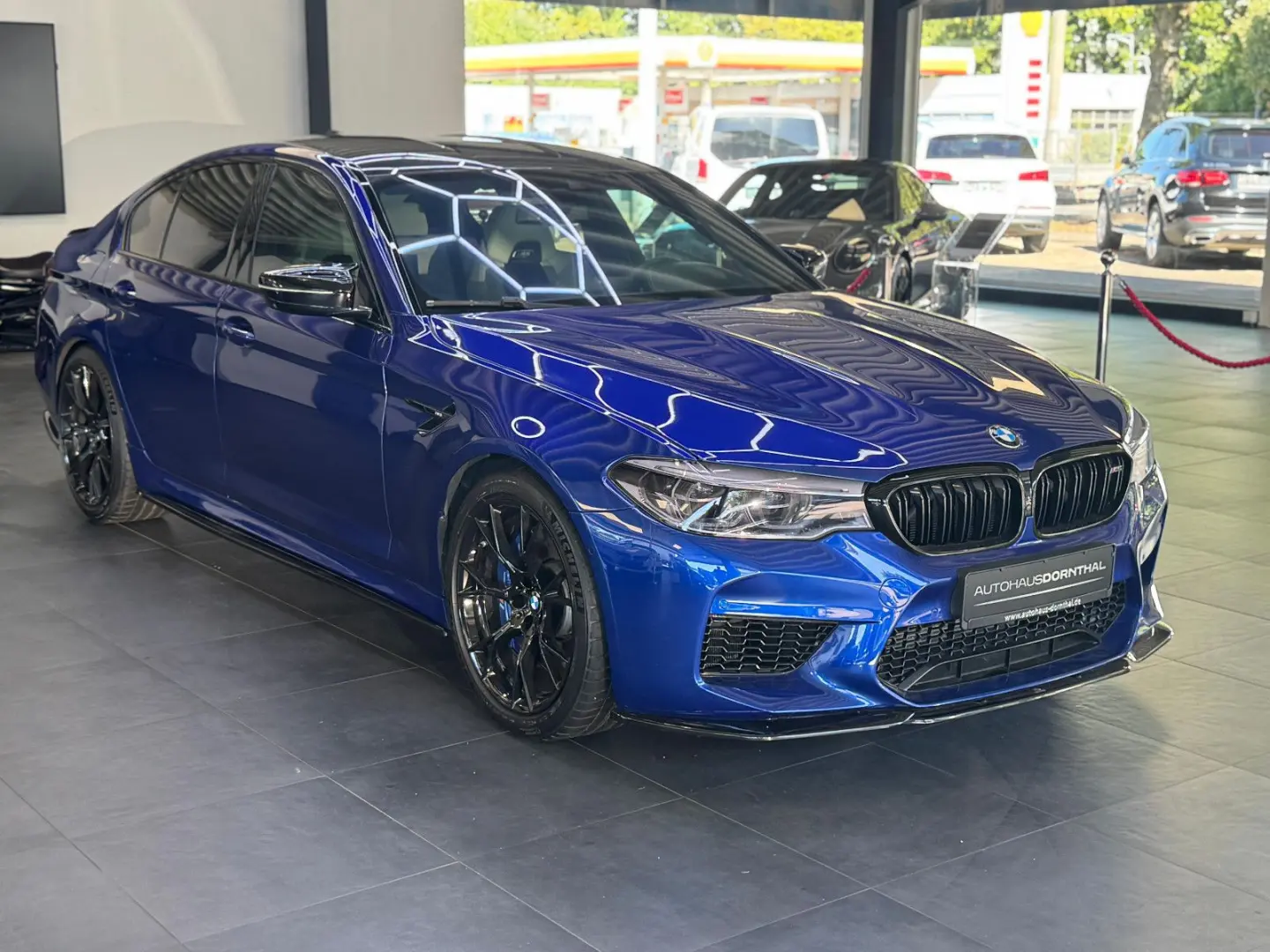M5 LIMOUSINE/CARBON/MEMORY/HUD