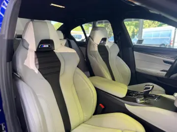 M5 LIMOUSINE/CARBON/MEMORY/HUD