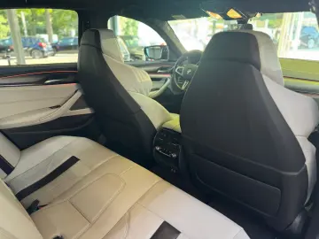 M5 LIMOUSINE/CARBON/MEMORY/HUD