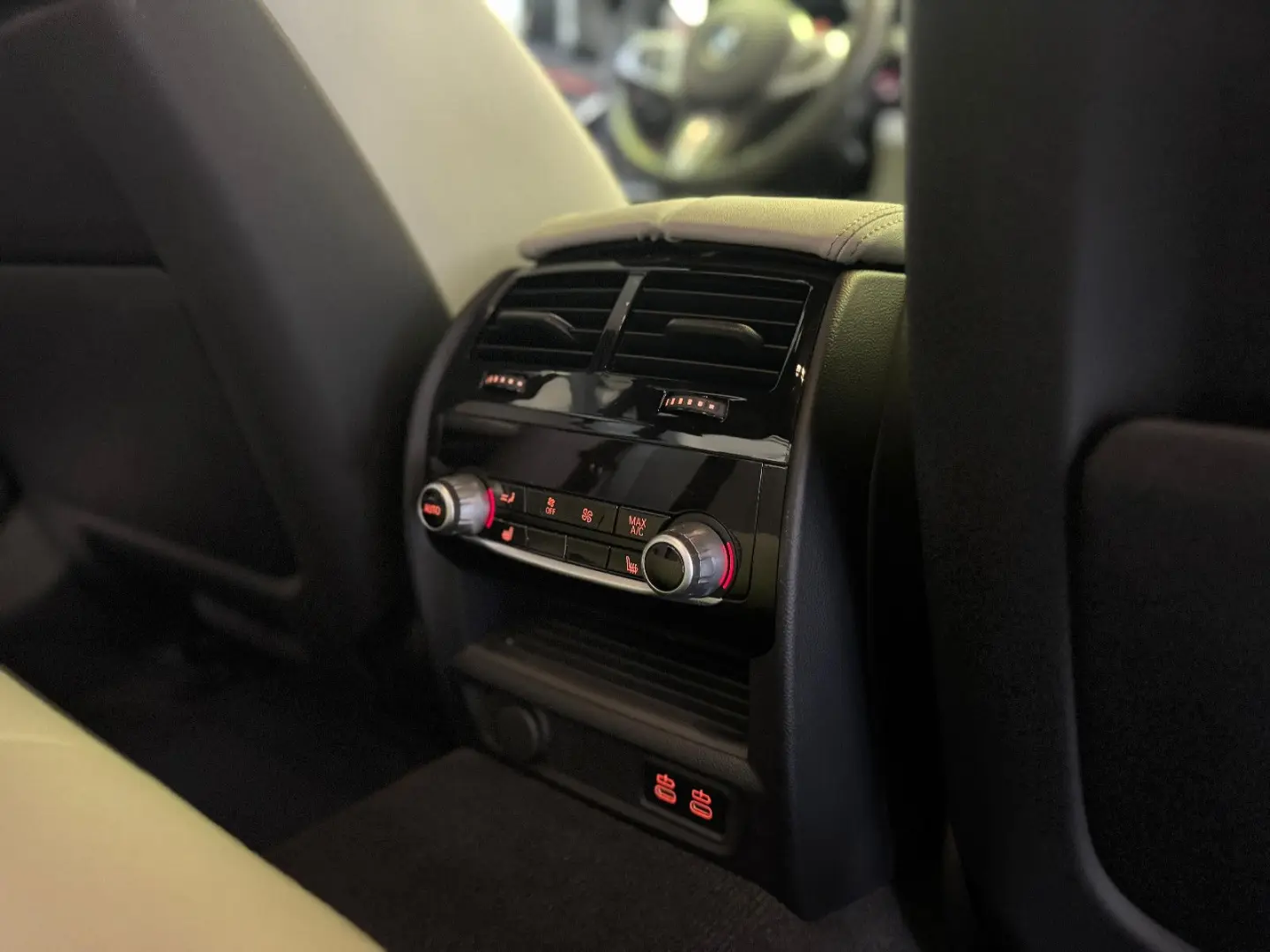 M5 LIMOUSINE/CARBON/MEMORY/HUD