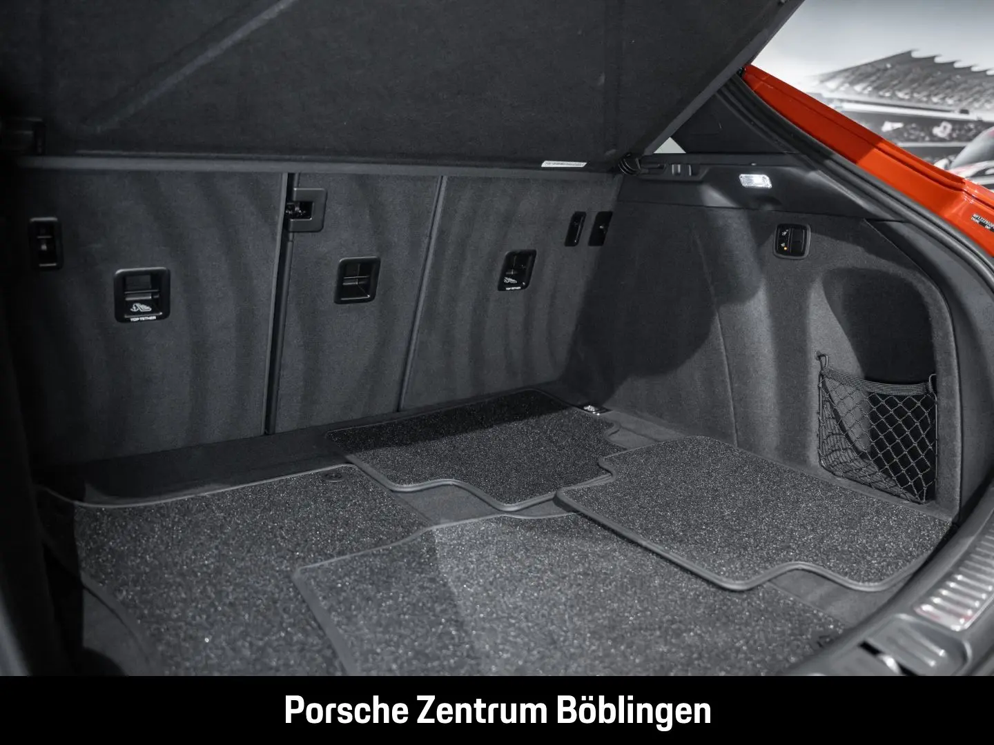 Macan T Papaya Panoramadach Rückfahrkamera LED