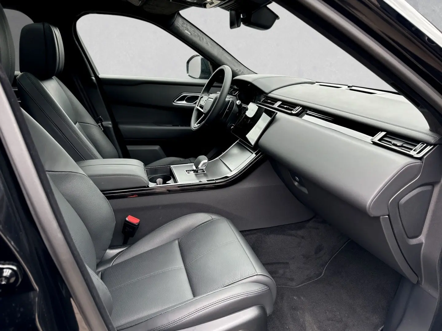 Range Rover Velar P400 AUTOBIOGRAPHY BLACK PACK