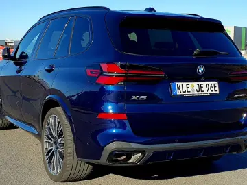 X5 Baureihe X5 50 e xDrive M Sport AHK BW Sound