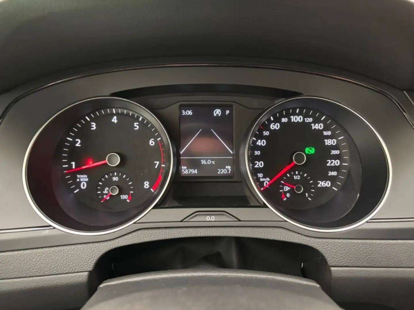Passat AUTOMATIK ALLWETTER LED KAMERA TEMPOMAT A