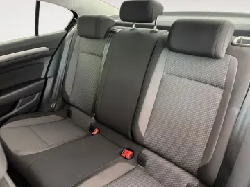 Passat AUTOMATIK ALLWETTER LED KAMERA TEMPOMAT A