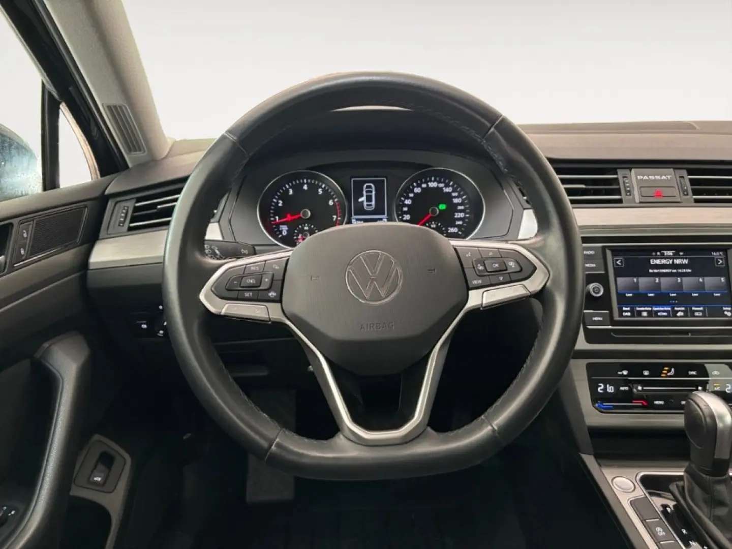 Passat AUTOMATIK ALLWETTER LED KAMERA TEMPOMAT A
