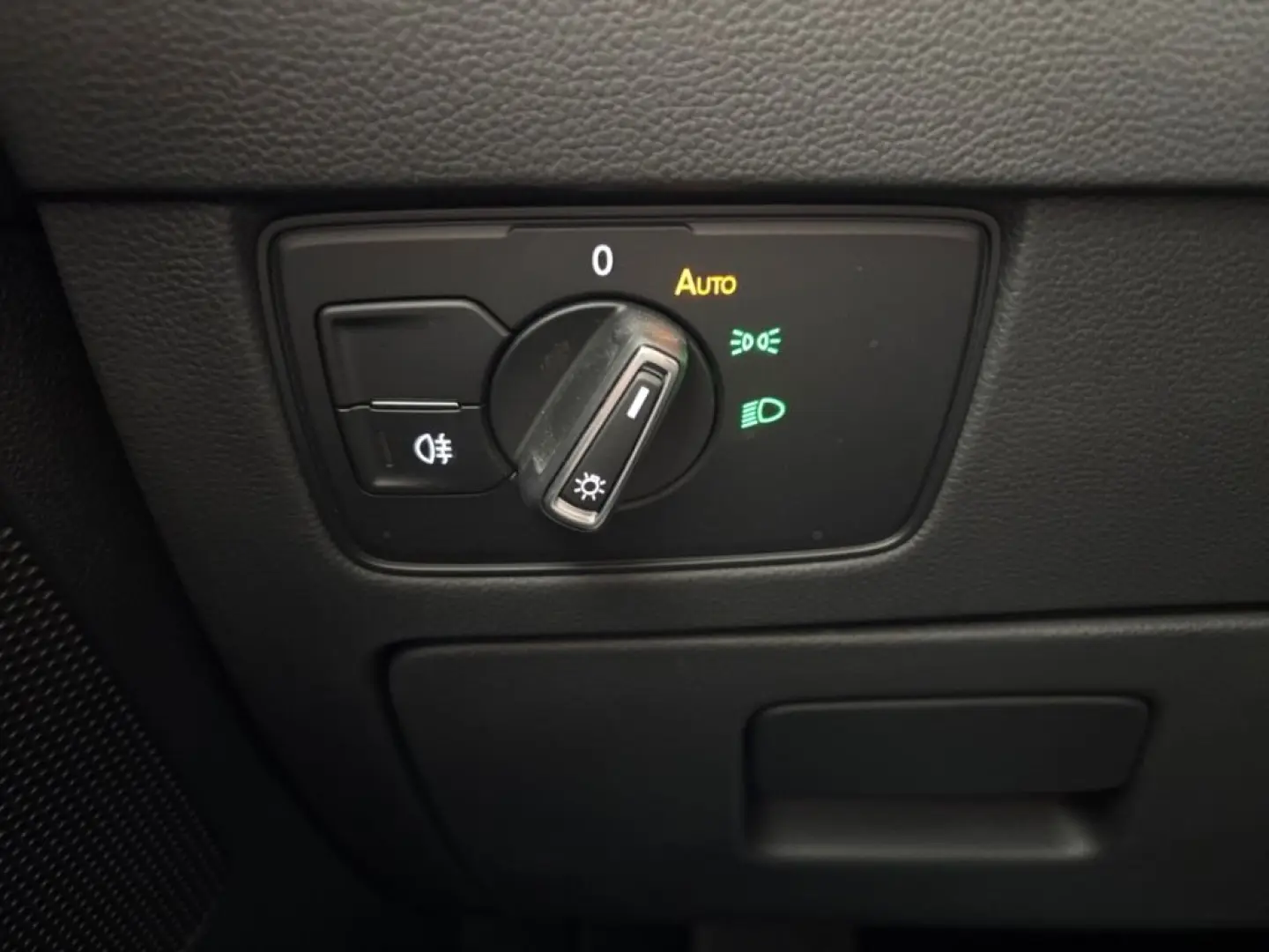 Passat AUTOMATIK ALLWETTER LED KAMERA TEMPOMAT A