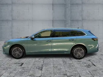 Passat Variant 2.0 TDI DSG ELEGANCE 5JG+NAVI+AHK