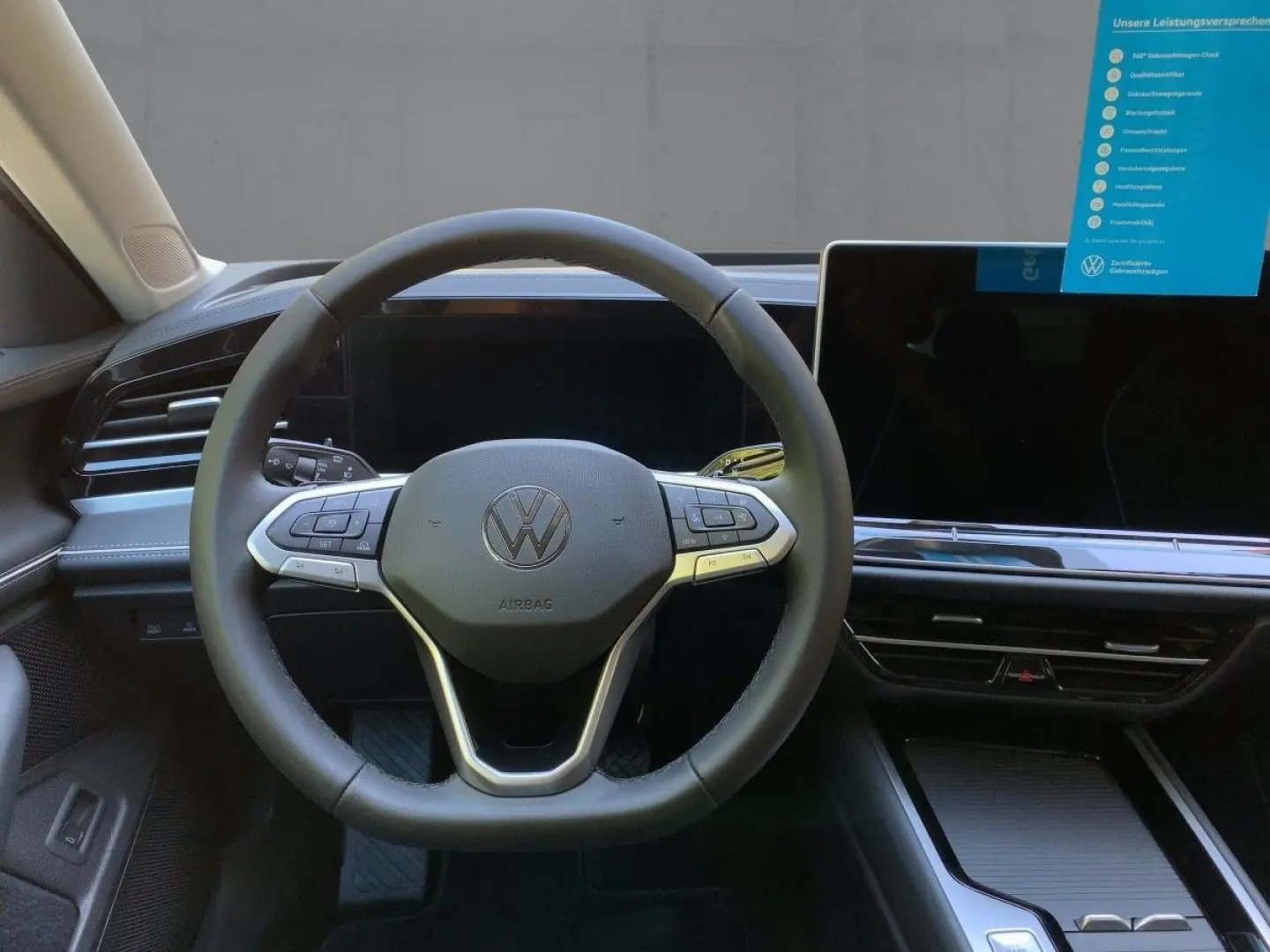 Passat Variant 2.0 TDI DSG ELEGANCE 5JG+NAVI+AHK