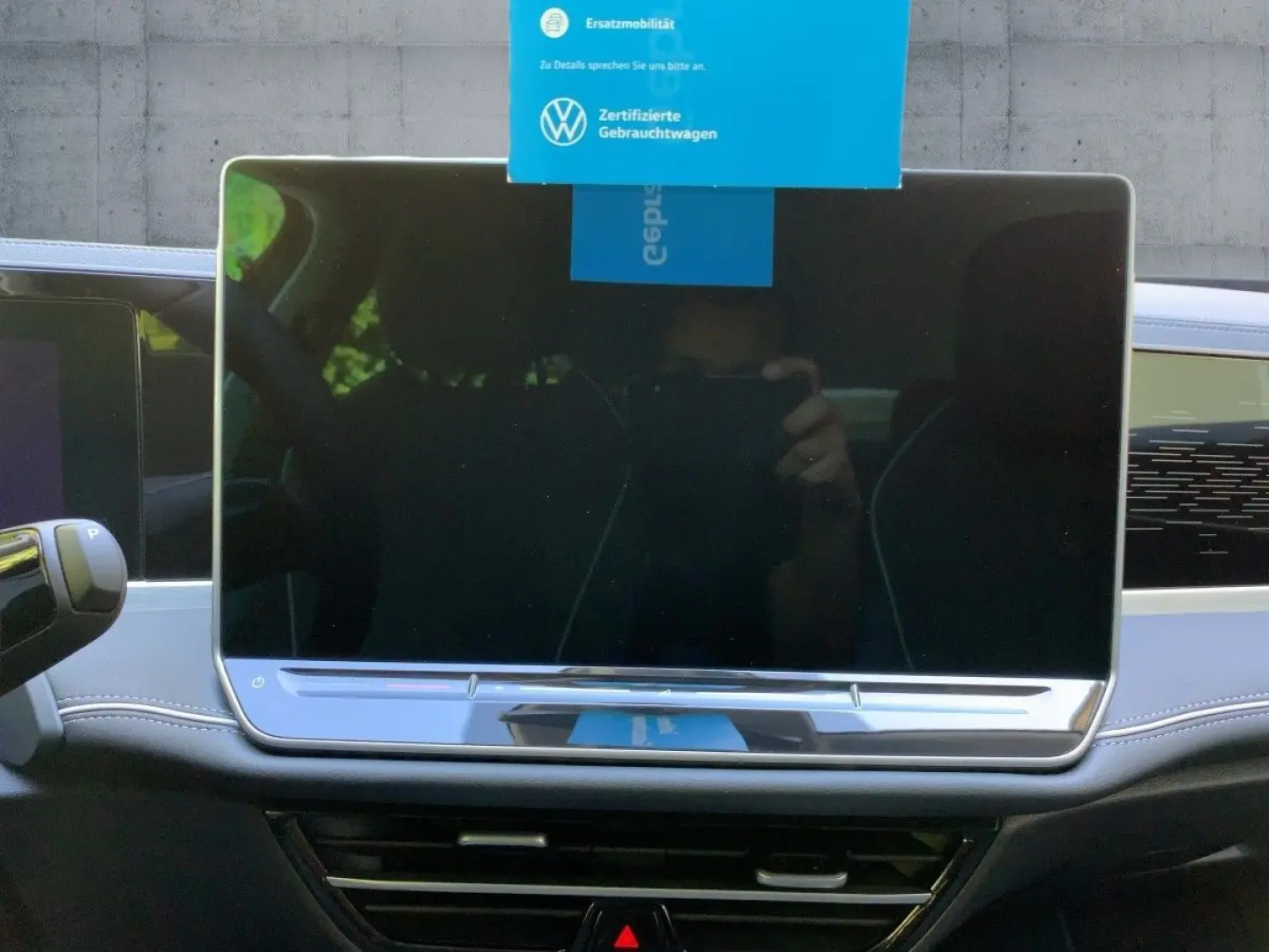 Passat Variant 2.0 TDI DSG ELEGANCE 5JG+NAVI+AHK