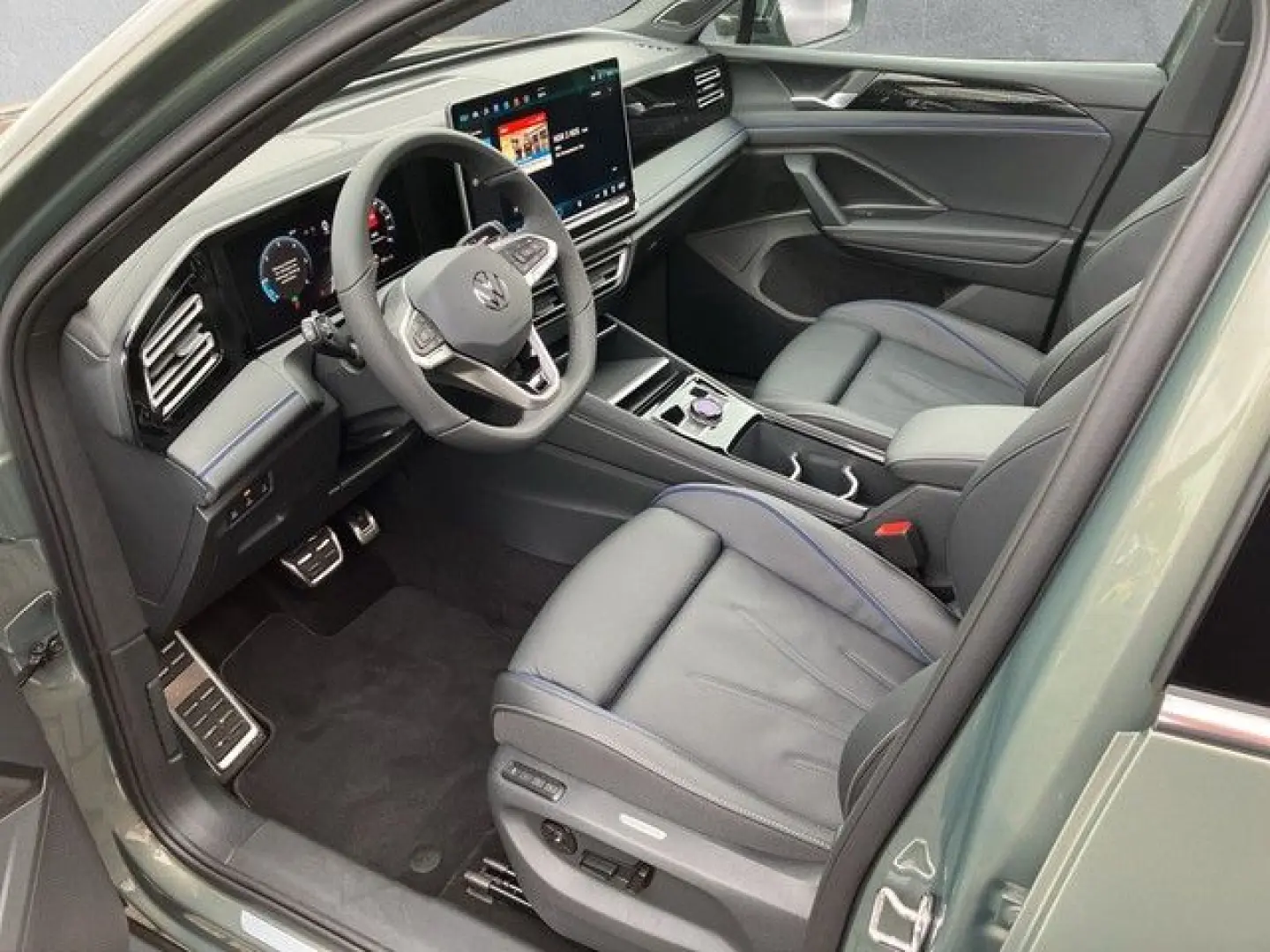 Tiguan 2,0 TDI 4Motion R-Line Pano Head-up Leder