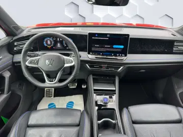 Tiguan 2.0 TDI 4M R-Line DSG 142kW AHZV LED Pano