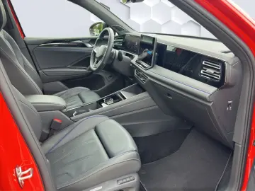Tiguan 2.0 TDI 4M R-Line DSG 142kW AHZV LED Pano