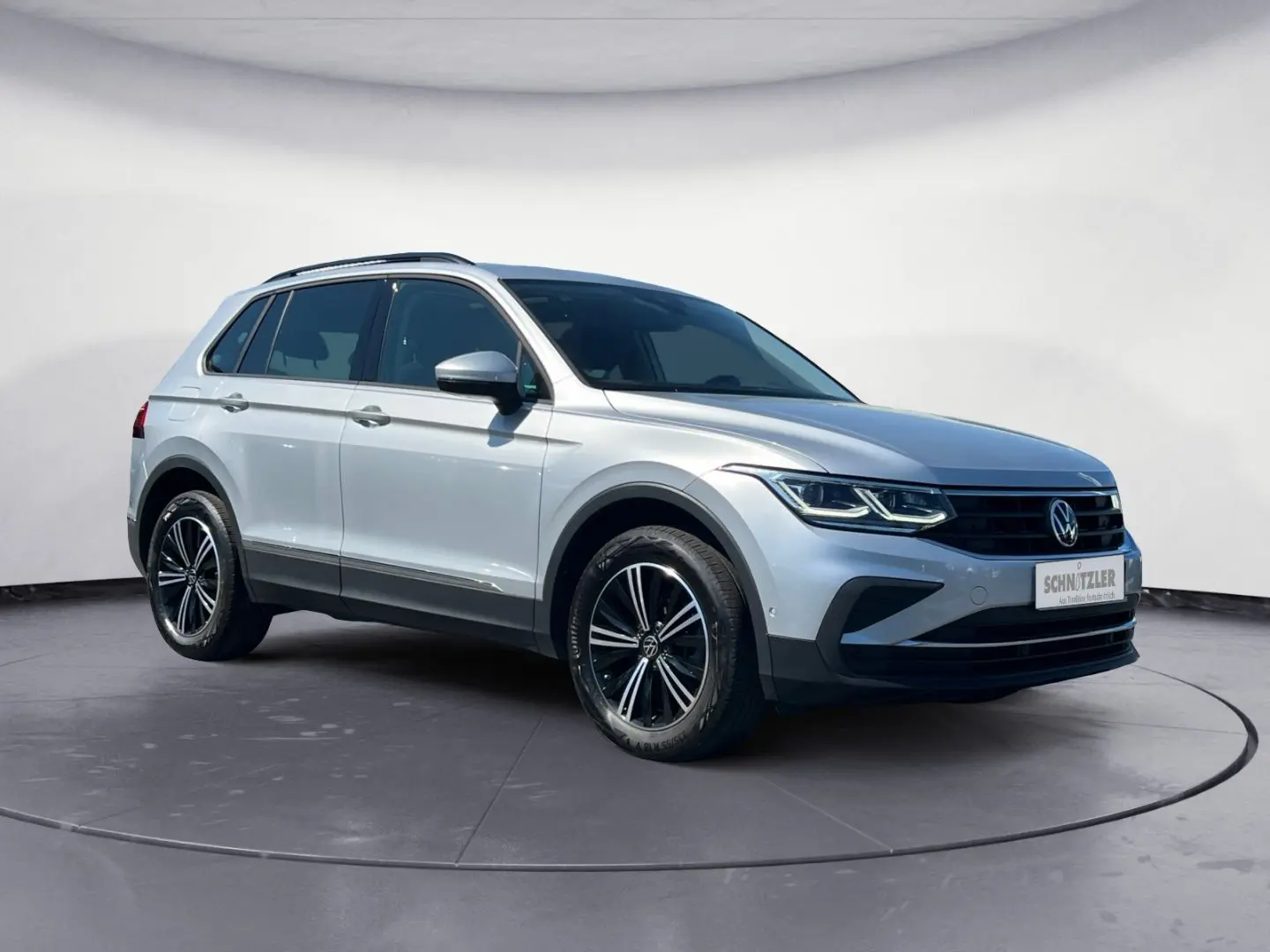 Tiguan 2.0 TDI 4M DSG Life MATRIX/NAVI/PANO/HUD+