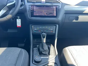 Tiguan 2.0 TDI 4M DSG Life MATRIX/NAVI/PANO/HUD+