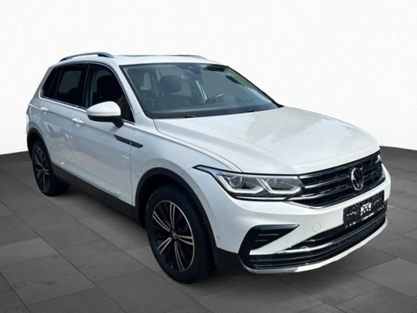 Tiguan 2.0 TSI ELEGANCE 4MOTION KLIMA LED NAVI A