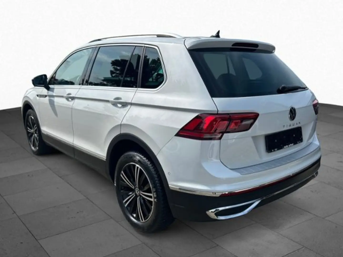 Tiguan 2.0 TSI ELEGANCE 4MOTION KLIMA LED NAVI A