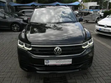 Tiguan R-Line 4M Black Style 2,0 TDi DSG AHK,PAN