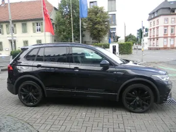 Tiguan R-Line 4M Black Style 2,0 TDi DSG AHK,PAN