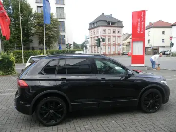 Tiguan R-Line 4M Black Style 2,0 TDi DSG AHK,PAN