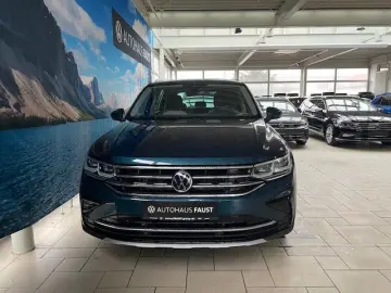 Tiguan Elegance DSG 4M LED Matrix Panodach AHK