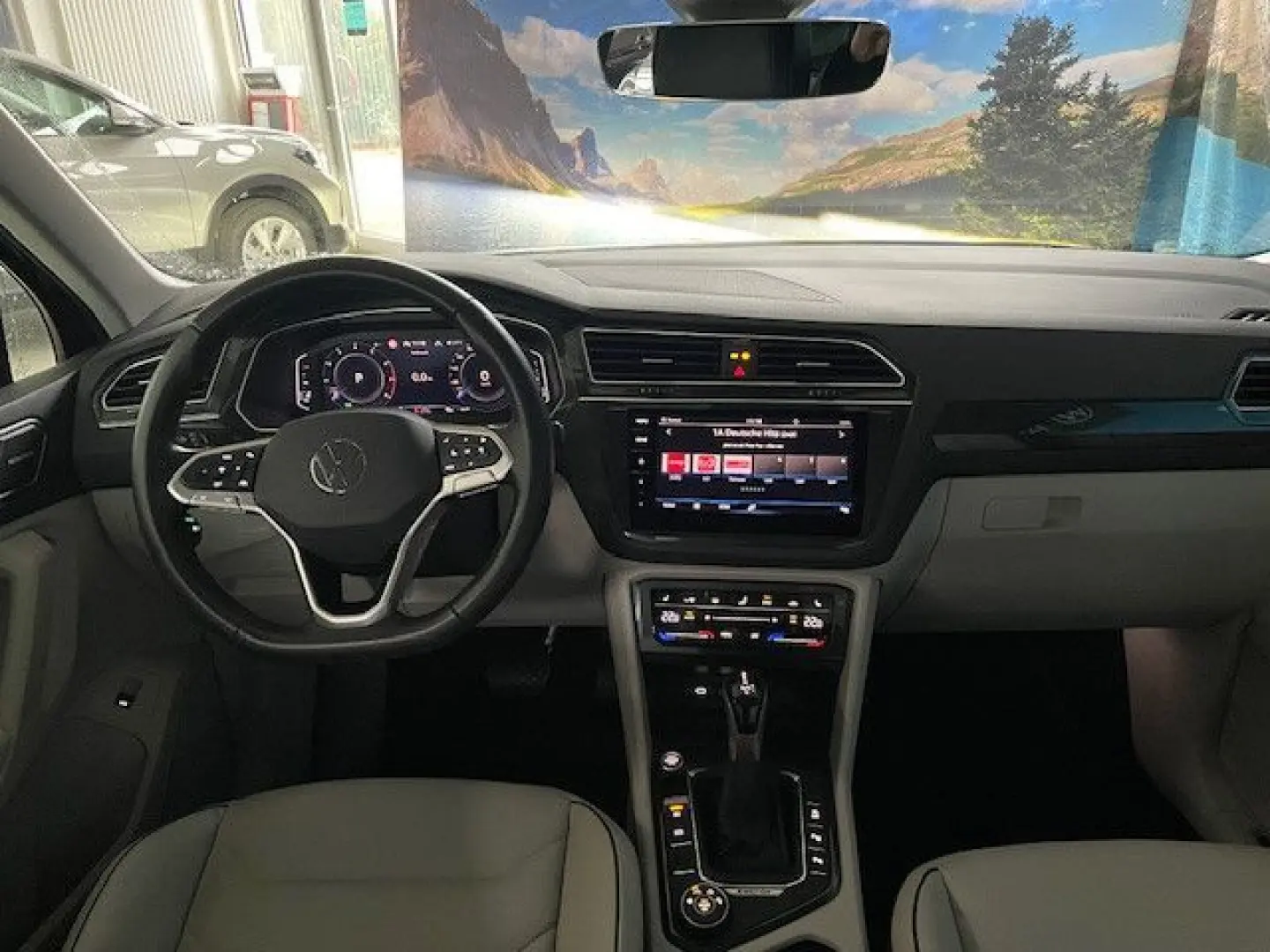 Tiguan Elegance DSG 4M LED Matrix Panodach AHK